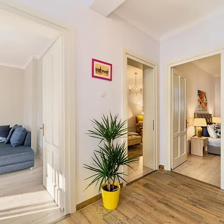 Chic&view Apartment Brasov